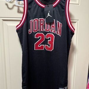 Jordan Kids Jersey 23 black/red NWT Large